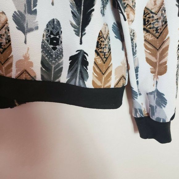 Love Spell Feather Design Jacket Size Medium - Picture 9 of 10